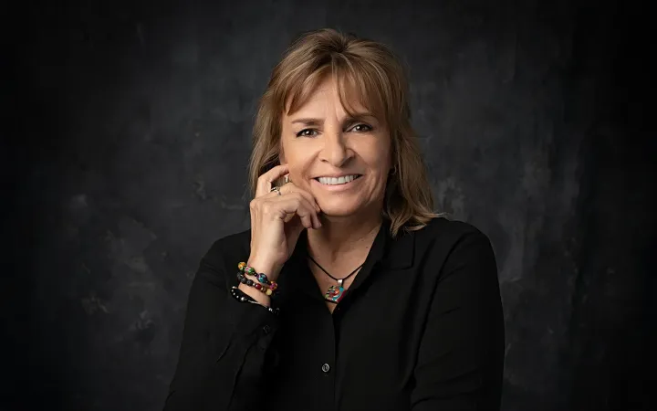 Y salió a votar… ¿Lo hice bien mami?